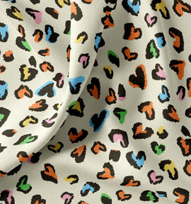 Baumwolle bedruckt Leoherzen *Ab 50cm