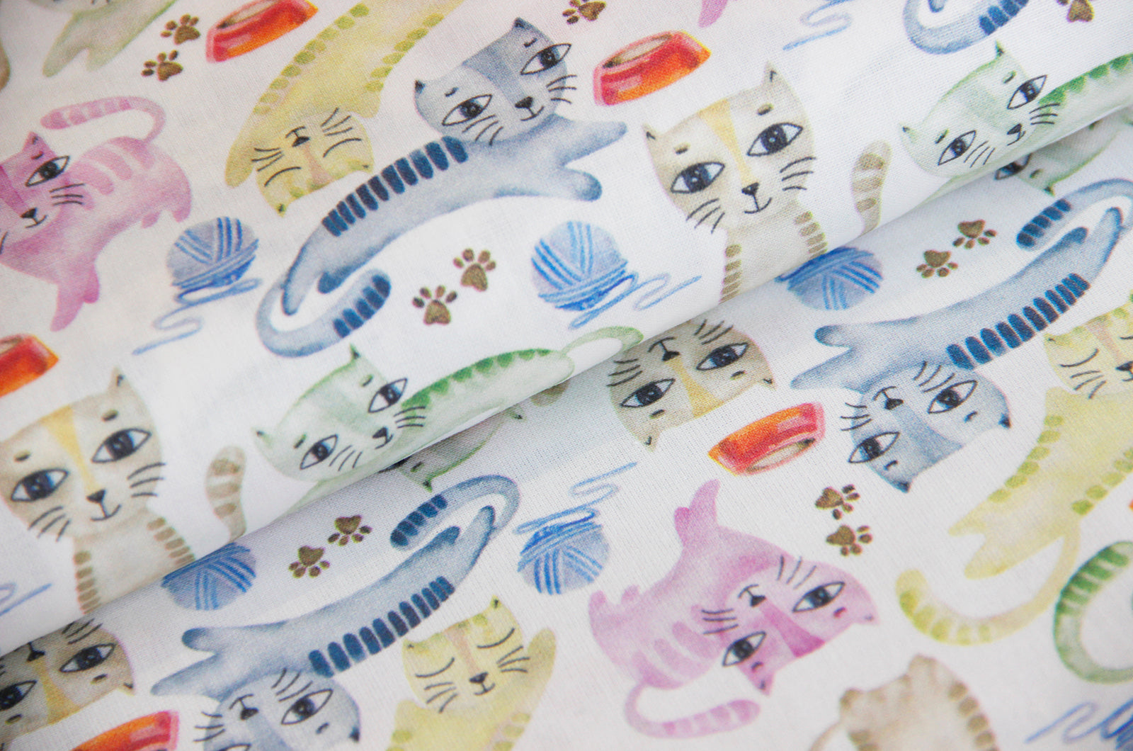 Coton imprimé numérique chats colorés * A partir de 50 cm - 0