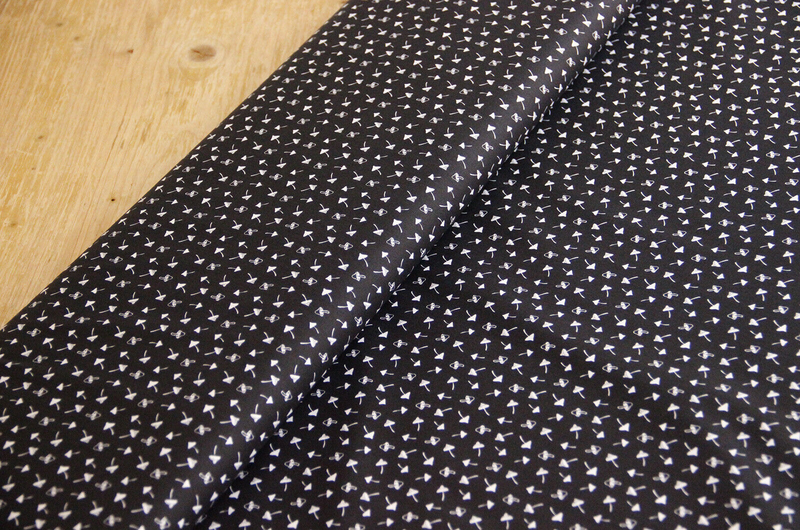 Acheter 069-noir Coton imprimé champignons * A partir de 25 cm
