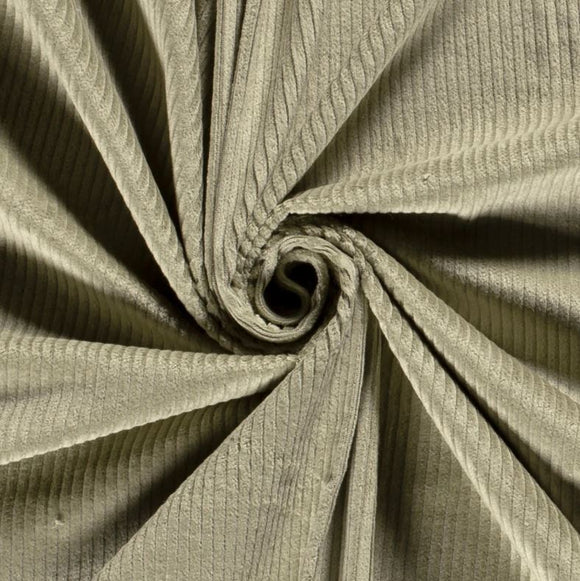 Large cordon extensible *À partir de 50 cm