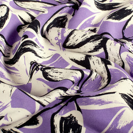 Viskose bedruckt Blumen lila *Ab 50 cm