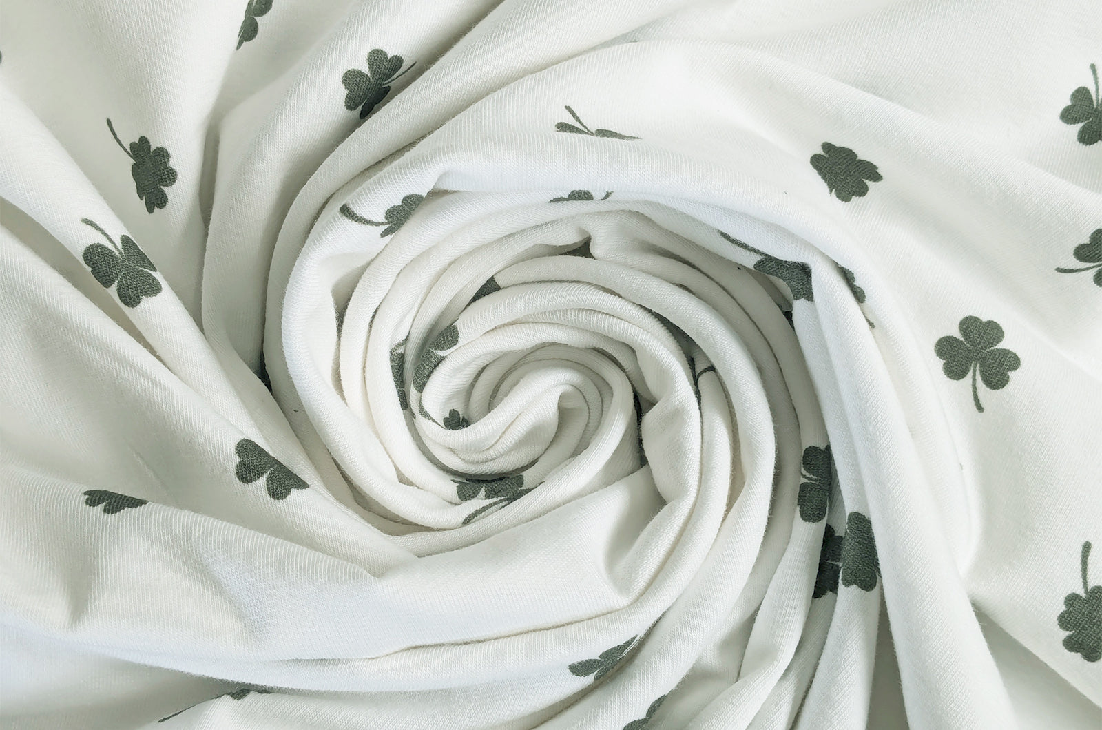 Baumwolljersey Kleeblätter creme *Ab 50cm