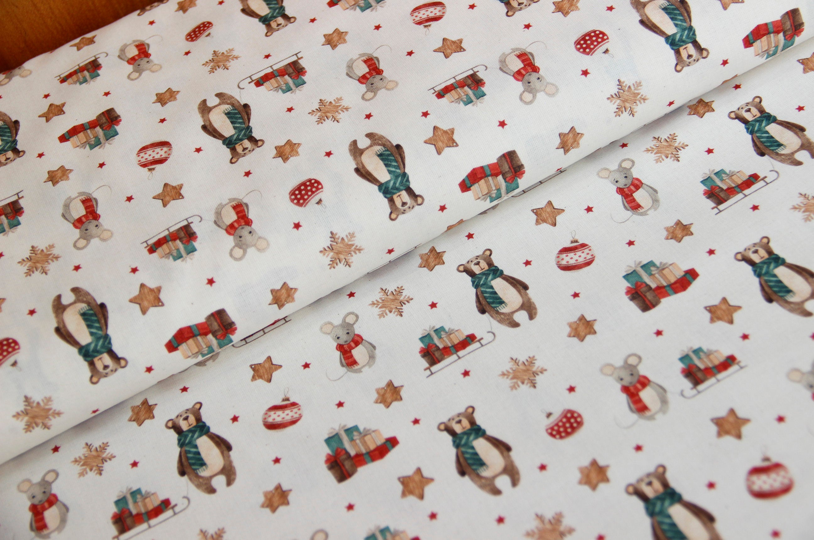 Buy 010-mouse-and-bear Cotton print Christmas organic * From 50 cm