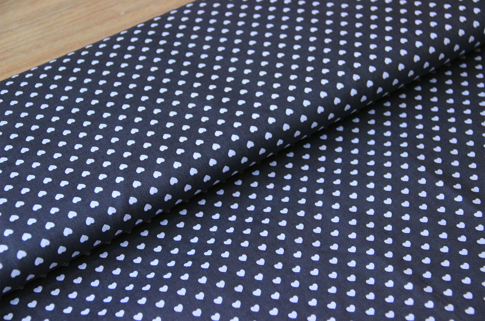 Acheter 068-gris-fonce Coton imprimé coeurs * A partir de 50cm
