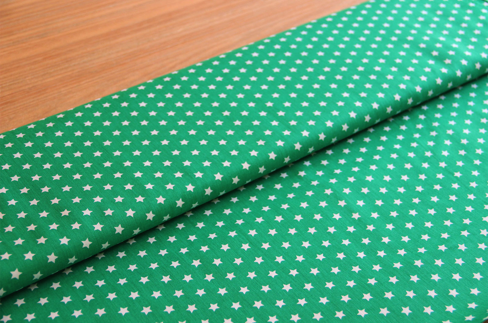 Cotton print stars 1cm * From 50cm